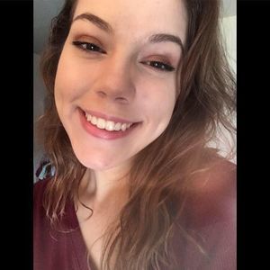 Meet your Posher, Denelle